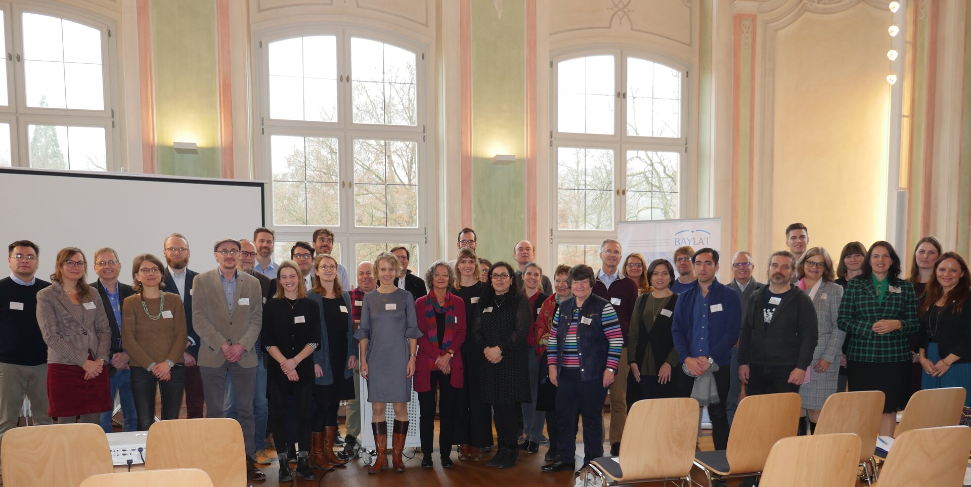 [Translate to Spanish:] Gruppenbild der Teinehmenden am Nachtreffen 