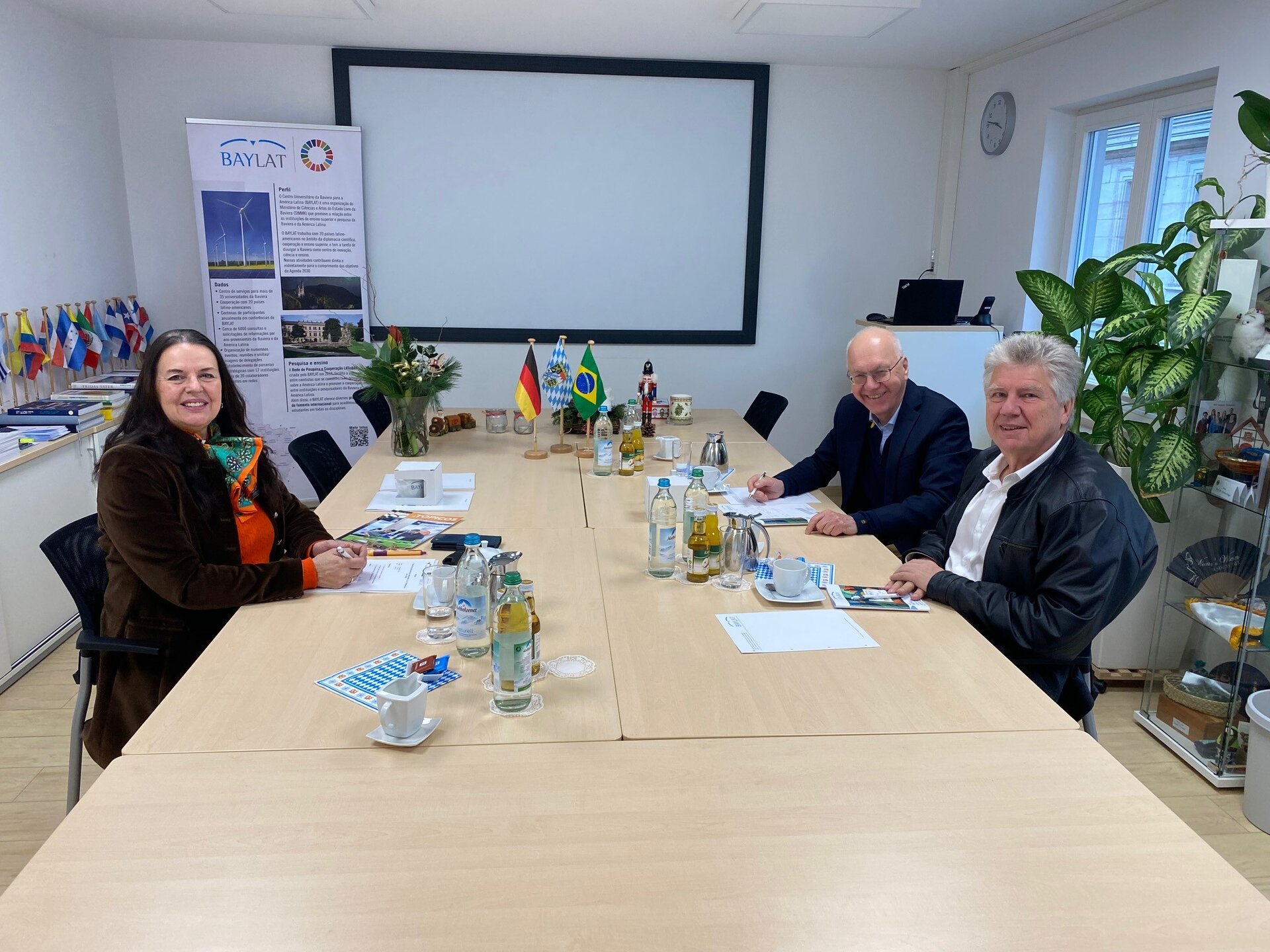 Herr Witschel, Herr Garlik, Frau de Melo